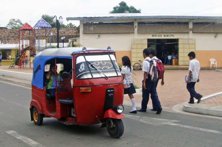 Moto-taxis in El Salvador