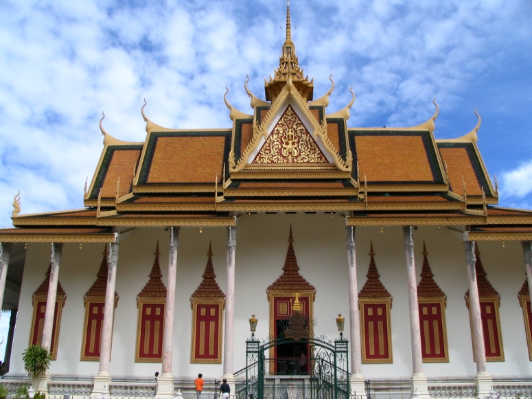 Royal_Palace,_Cambodia